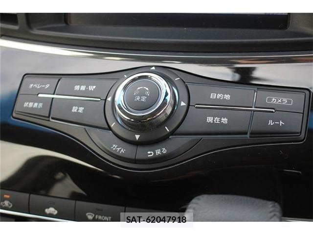 Nissan ELGRAND 2015-07 8870938-26