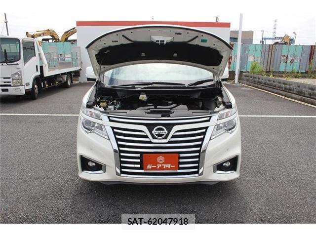 Nissan ELGRAND 2015-07 8870938-28