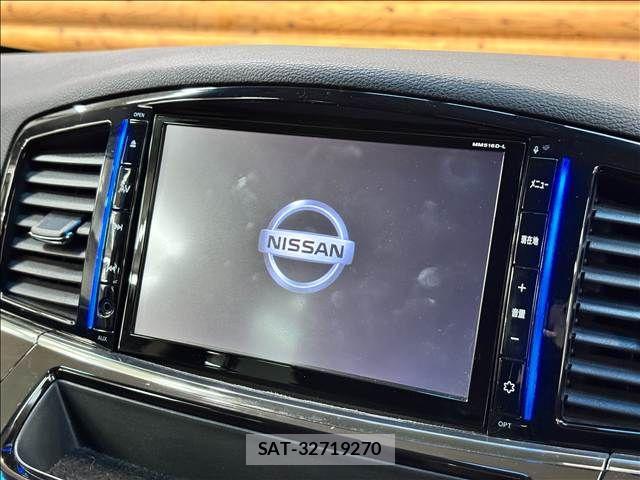 Nissan ELGRAND 2016-07 8870939-2