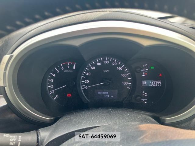Nissan ELGRAND 2012-02 8870943-14