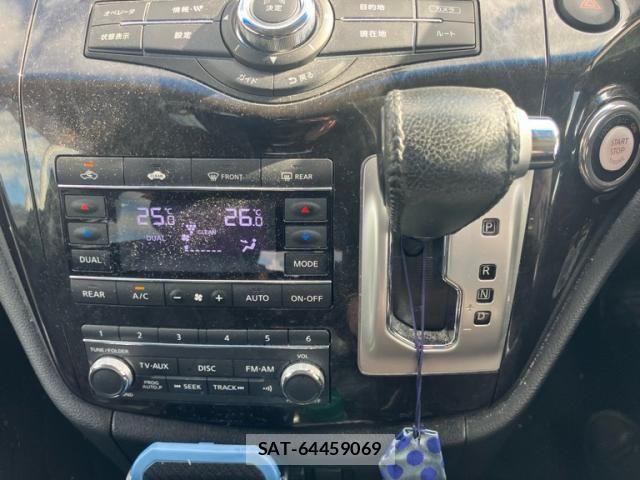 Nissan ELGRAND 2012-02 8870943-17