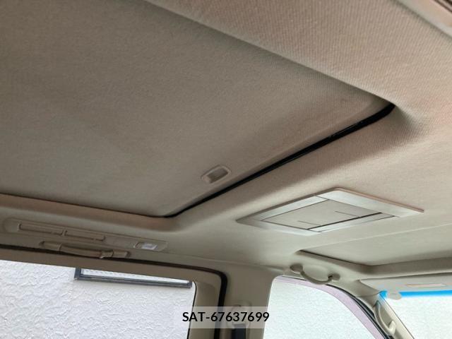 Nissan ELGRAND 2005-09 8870941-17