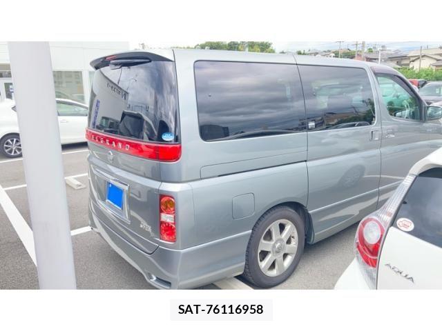 Nissan ELGRAND 2006-07 8879628-3