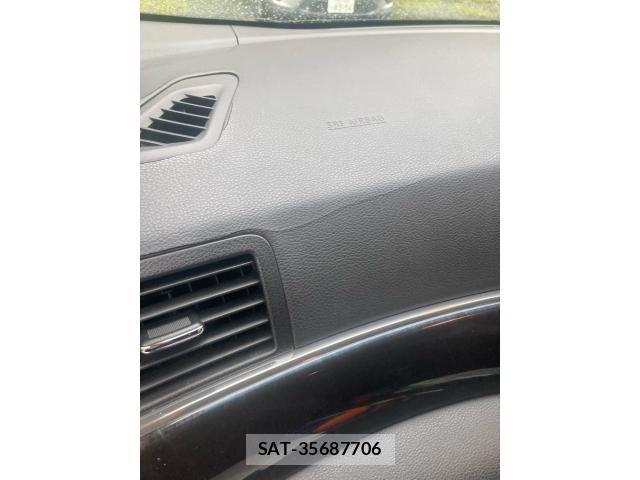 Nissan ELGRAND 2011-11 8879627-24