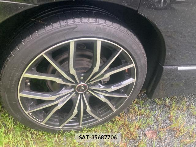 Nissan ELGRAND 2011-11 8879627-3
