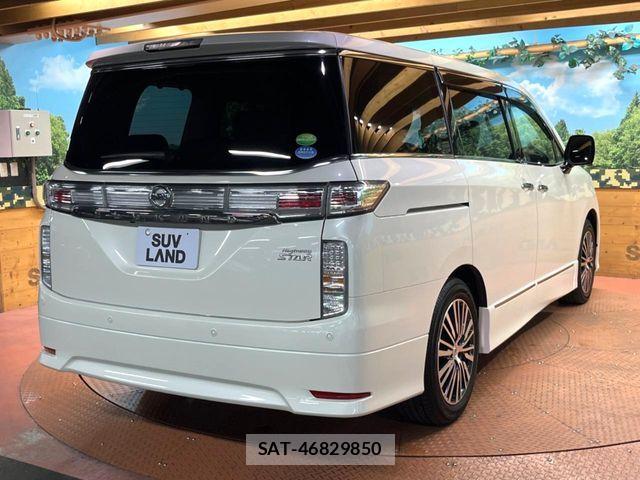 Nissan ELGRAND 2020-02 8879613-16