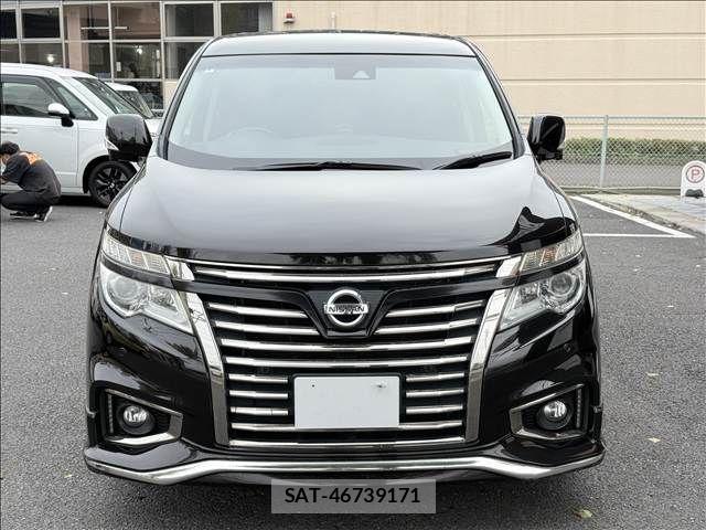 Nissan ELGRAND 2019-03 8879621-20