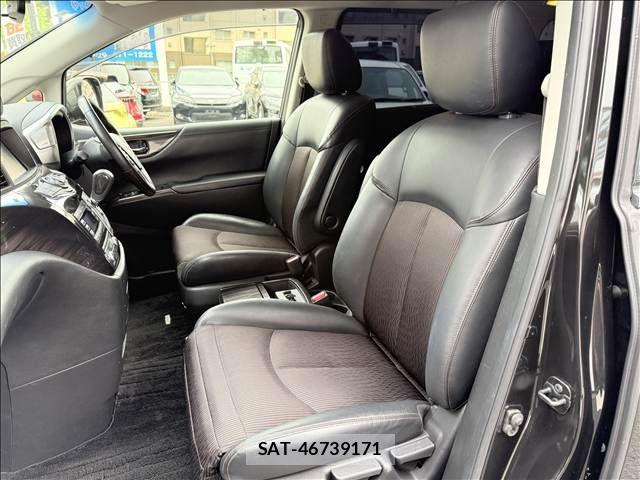 Nissan ELGRAND 2019-03 8879621-24
