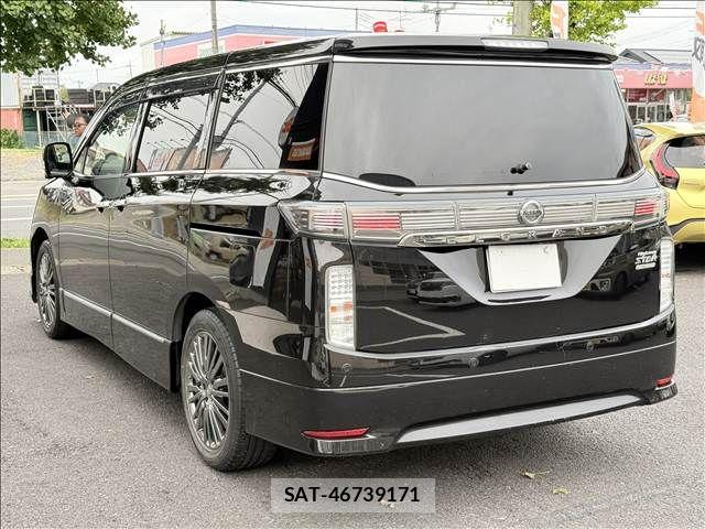 Nissan ELGRAND 2019-03 8879621-7