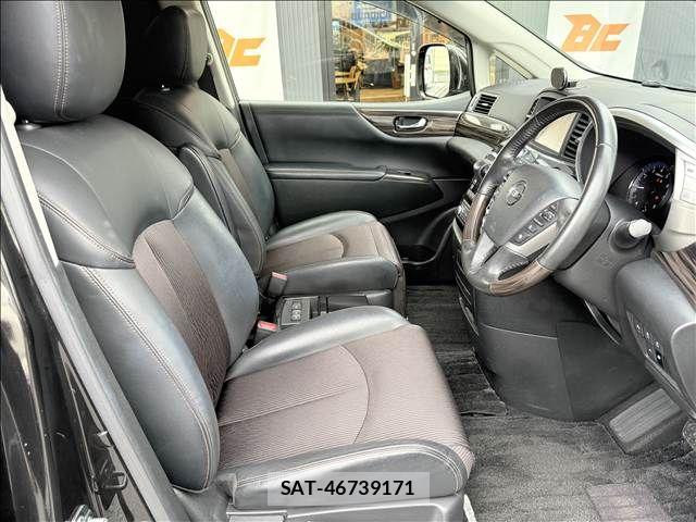Nissan ELGRAND 2019-03 8879621-8