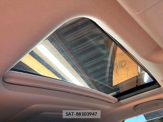Nissan ELGRAND 2012-11 8879625-3