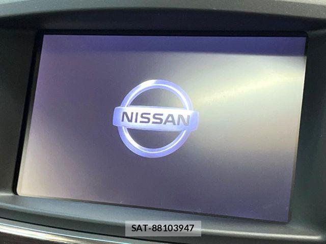 Nissan ELGRAND 2012-11 8879625-5