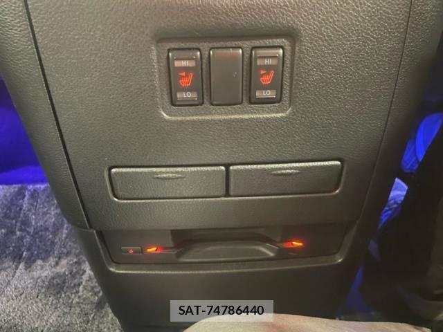 Nissan ELGRAND 2019-03 8879615-6