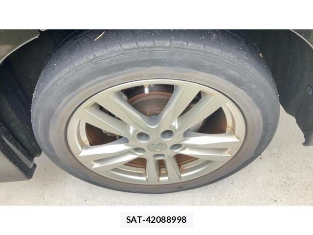 Nissan ELGRAND 2011-12 8879629-5