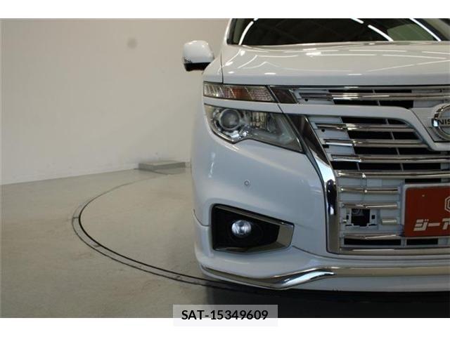 Nissan ELGRAND 2014-06 8879624-15