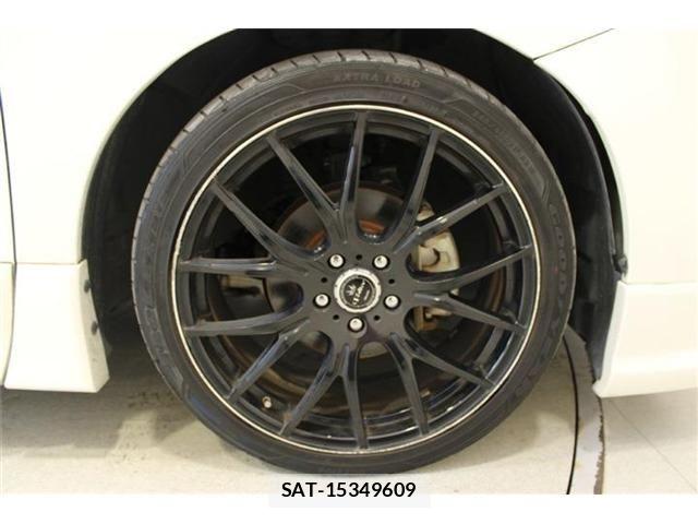 Nissan ELGRAND 2014-06 8879624-21