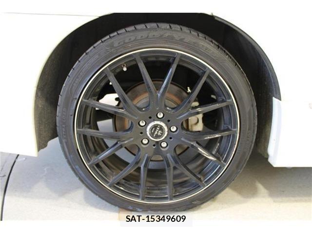 Nissan ELGRAND 2014-06 8879624-22