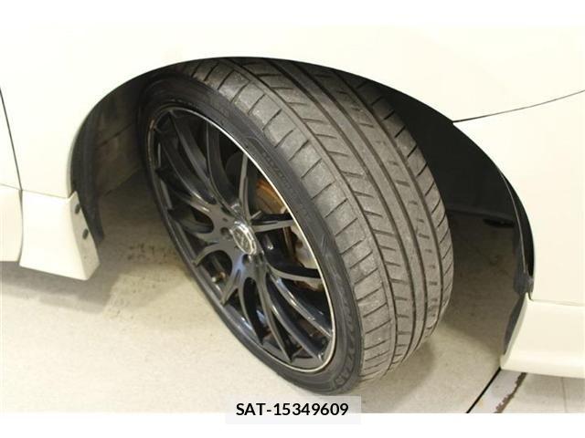 Nissan ELGRAND 2014-06 8879624-27