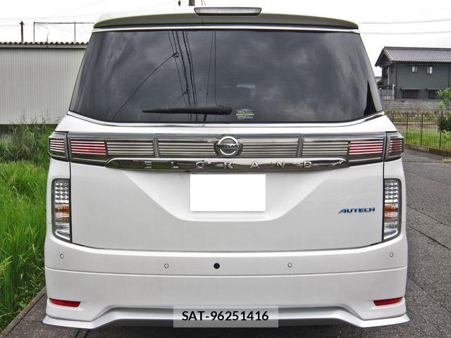 Nissan ELGRAND 2021-12 8879614-5