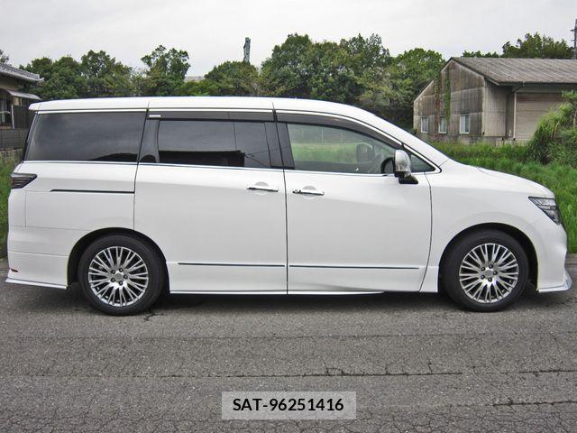 Nissan ELGRAND 2021-12 8879614-6