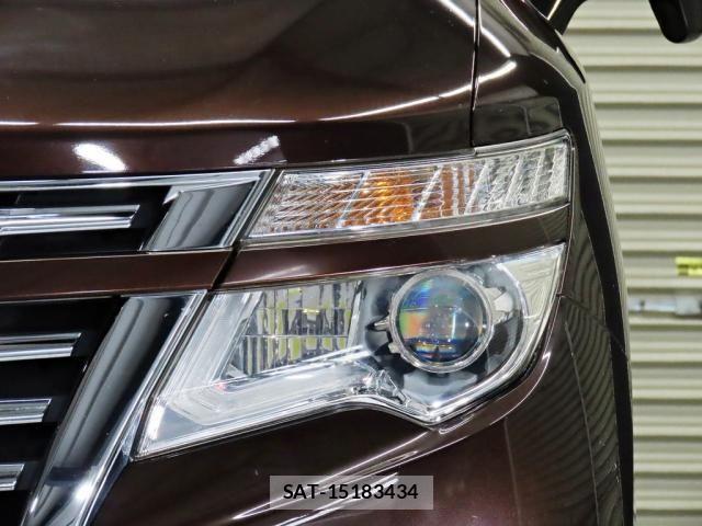Nissan ELGRAND 2014-02 8879622-9