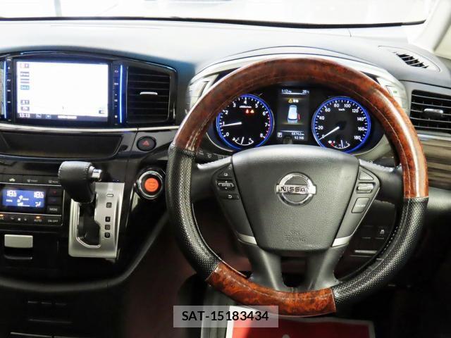 Nissan ELGRAND 2014-02 8879622-17