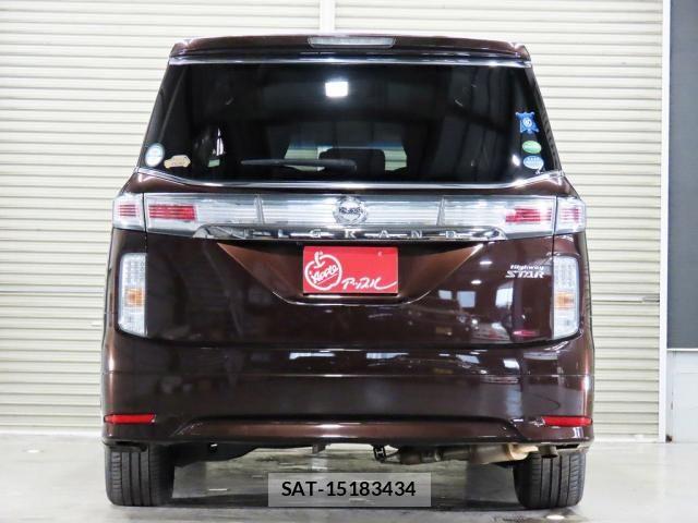 Nissan ELGRAND 2014-02 8879622-3
