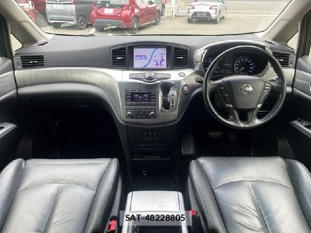 Nissan ELGRAND 2015-11 8879618-1