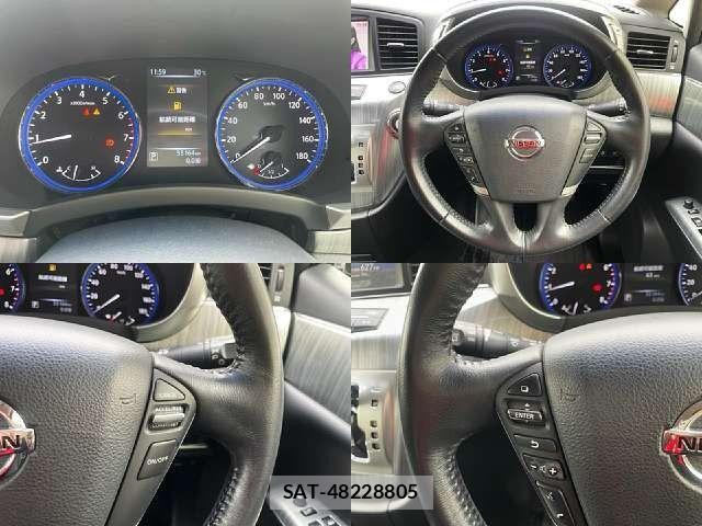 Nissan ELGRAND 2015-11 8879618-3