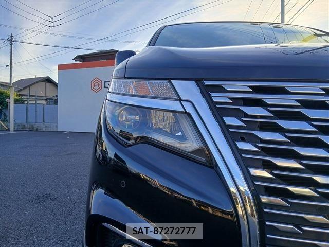 Nissan ELGRAND 2021-02 8879616-10