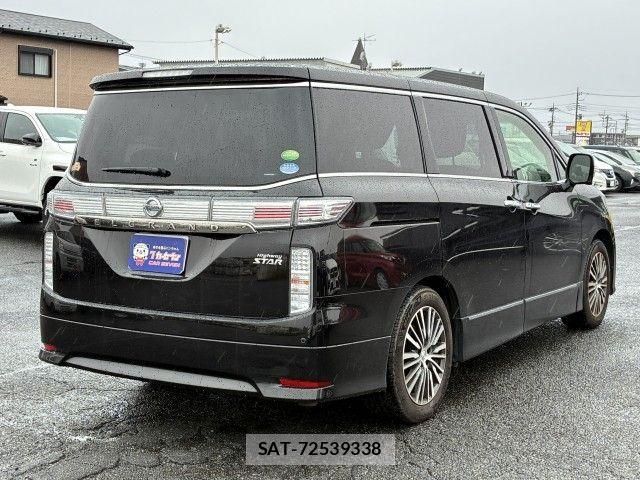Nissan ELGRAND 2014-03 8879620-1