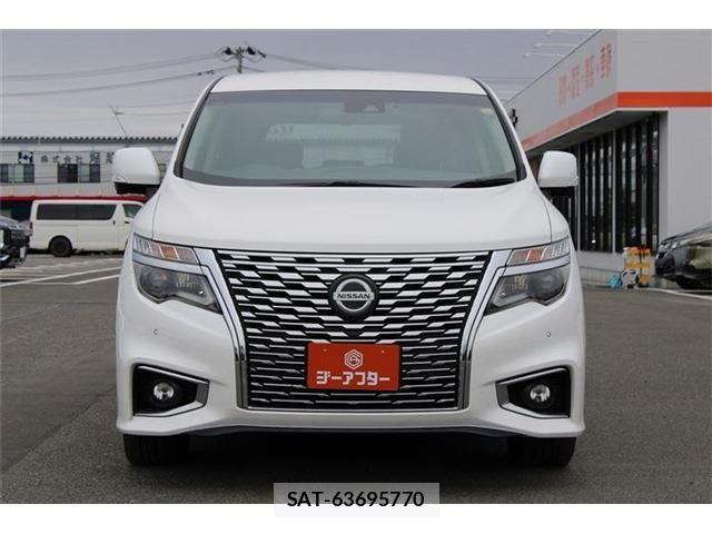 Nissan ELGRAND 2022-01 8879617-3