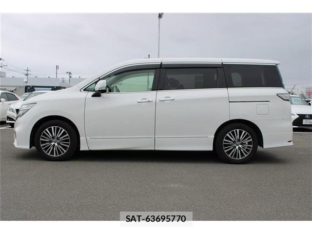 Nissan ELGRAND 2022-01 8879617-5