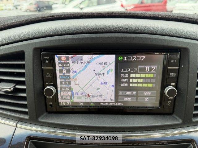 Nissan ELGRAND 2018-06 8879623-10