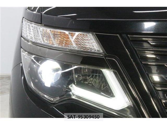 Nissan ELGRAND 2021-01 8883579-11