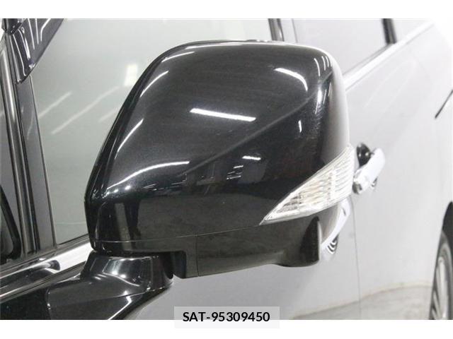 Nissan ELGRAND 2021-01 8883579-16