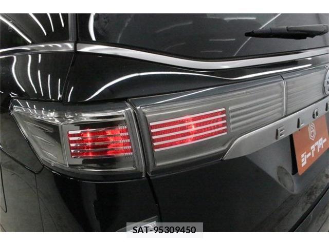 Nissan ELGRAND 2021-01 8883579-17