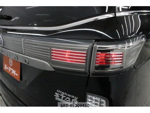 Nissan ELGRAND 2021-01 8883579-18