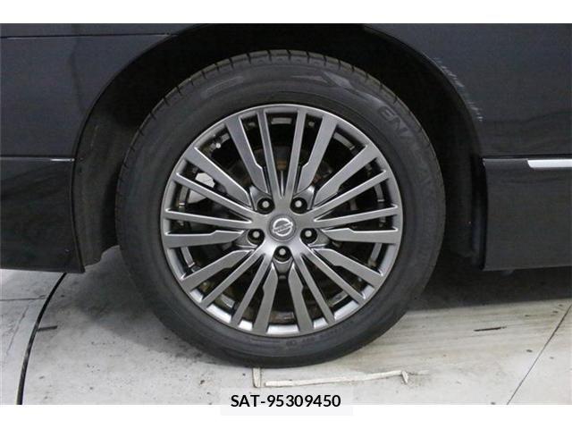 Nissan ELGRAND 2021-01 8883579-25