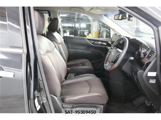 Nissan ELGRAND 2021-01 8883579-28