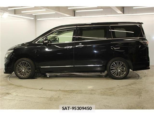 Nissan ELGRAND 2021-01 8883579-7