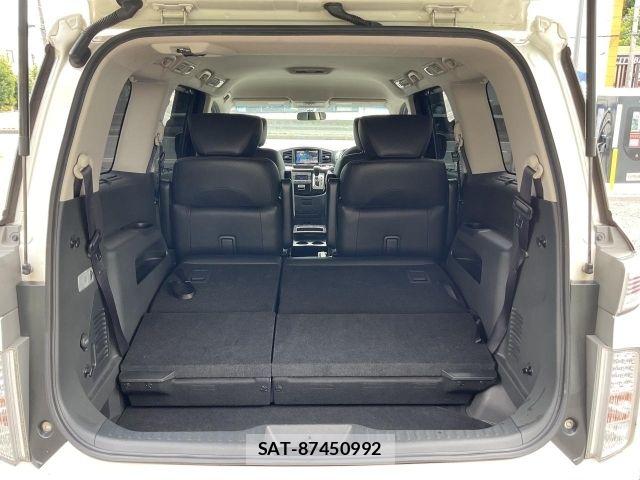 Nissan ELGRAND 2017-01 8883576-14
