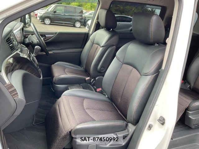 Nissan ELGRAND 2017-01 8883576-18