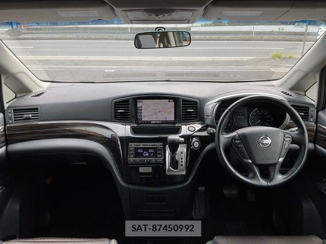 Nissan ELGRAND 2017-01 8883576-1