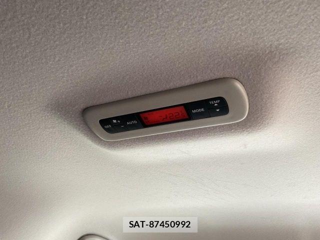 Nissan ELGRAND 2017-01 8883576-4