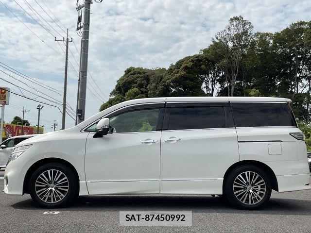 Nissan ELGRAND 2017-01 8883576-8
