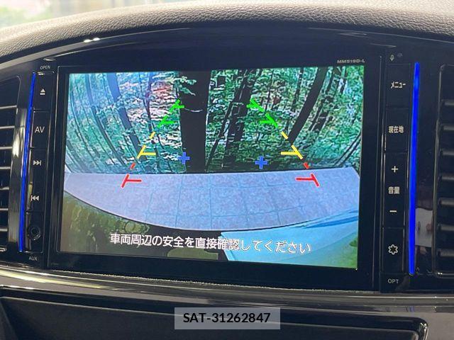 Nissan ELGRAND 2019-10 8883577-5