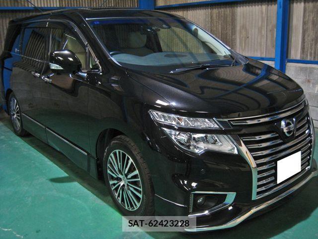 Nissan ELGRAND 2019-08 781231-4