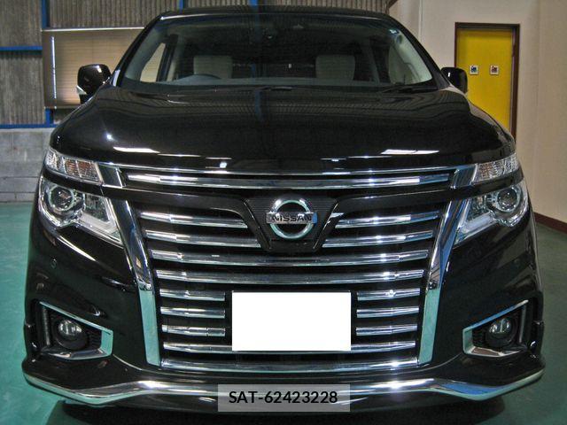 Nissan ELGRAND 2019-08 781231-5