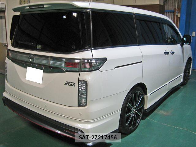 Nissan ELGRAND 2015-10 781229-3